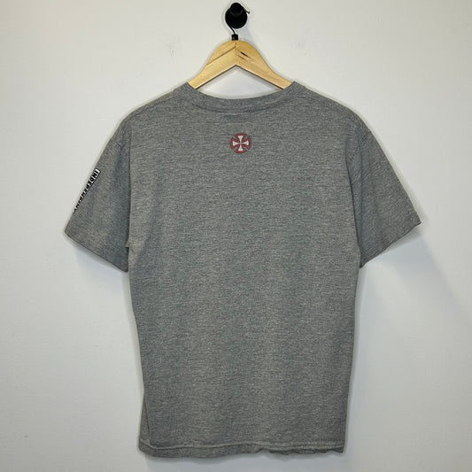 INDEPENDENT BIG LOGO GREY TEE