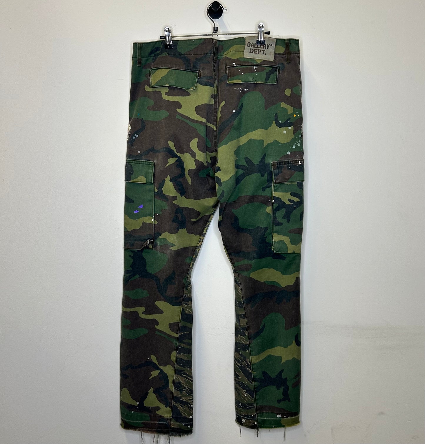 GALLERY DEPT. LA CAMO FLARE PANTS