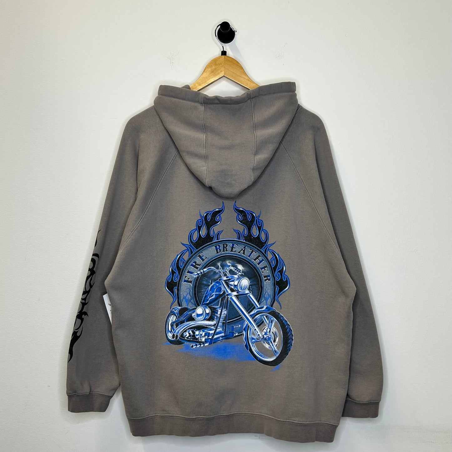 FIRE BREATHER TOP HEAVY SLEEVE HIT PULLOVER HOODIE
