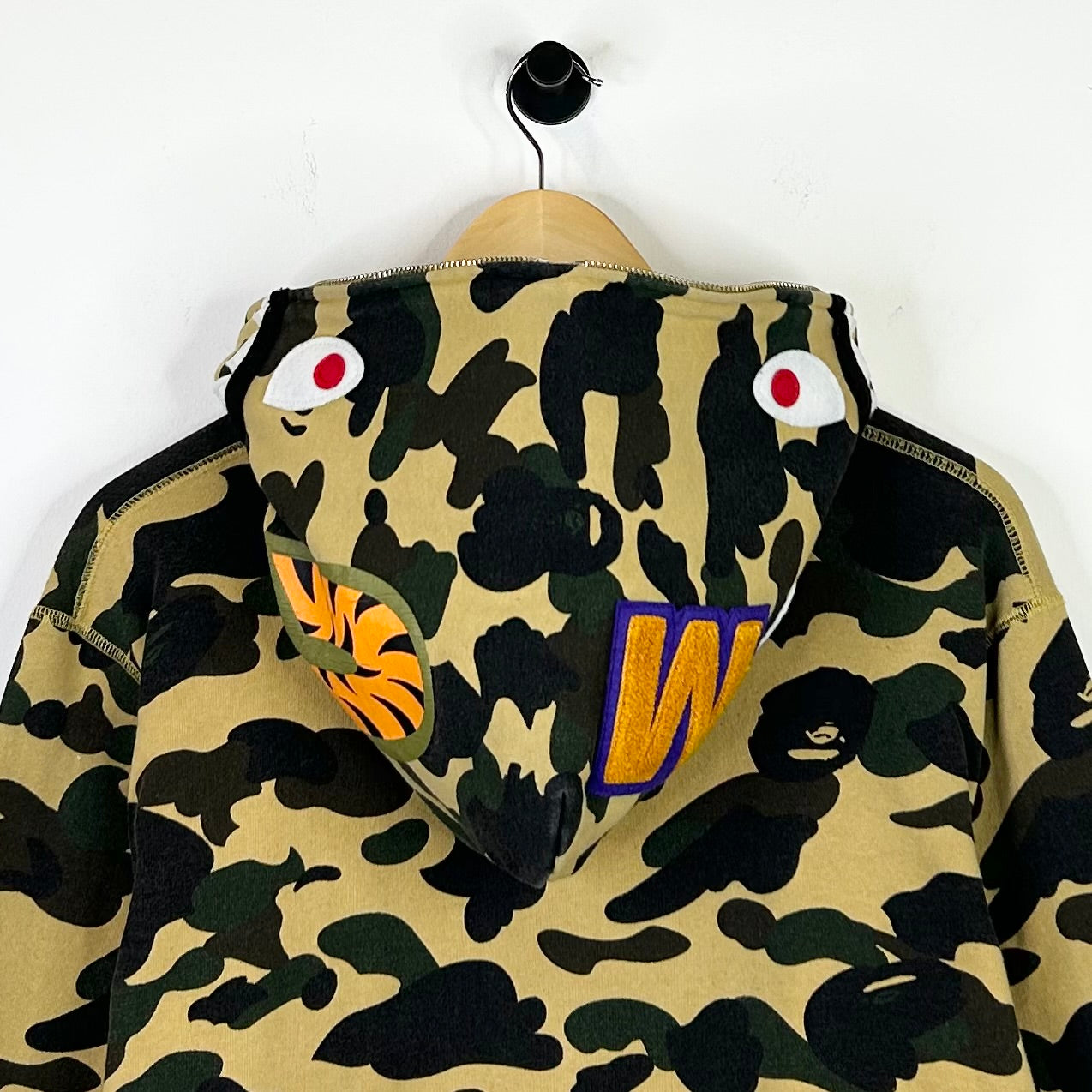 BATHING APE CAMO SHARK ZIP UP
