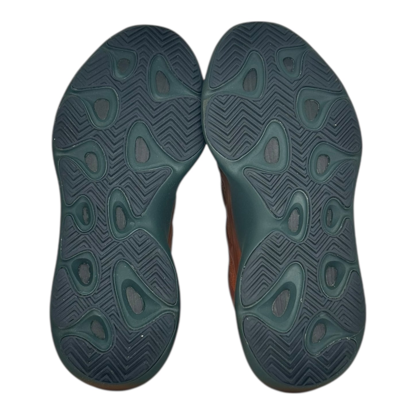 PREOWNED YEEZY 700 V3 COPPER FADE