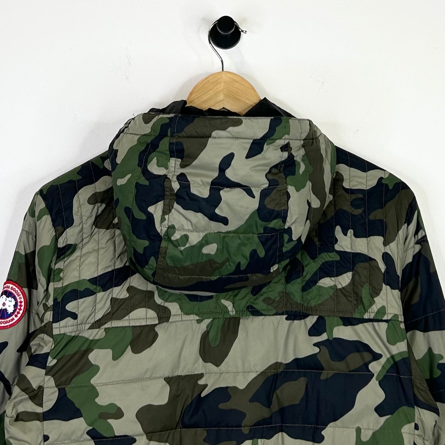 CANADA GOOSE CAMO ZIP UP PUFFER JACKET