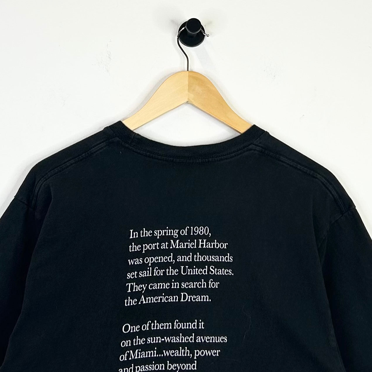 SUPREME TONY MONTANA PHONE CALL TEE