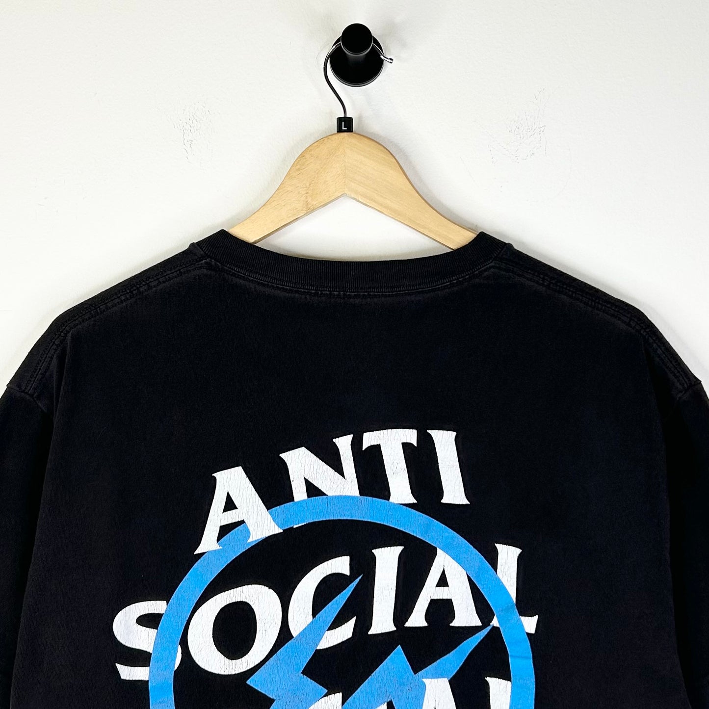 ANTISOCIAL SOCIAL CLUB FRAGMENT BLUE BOLT TEE