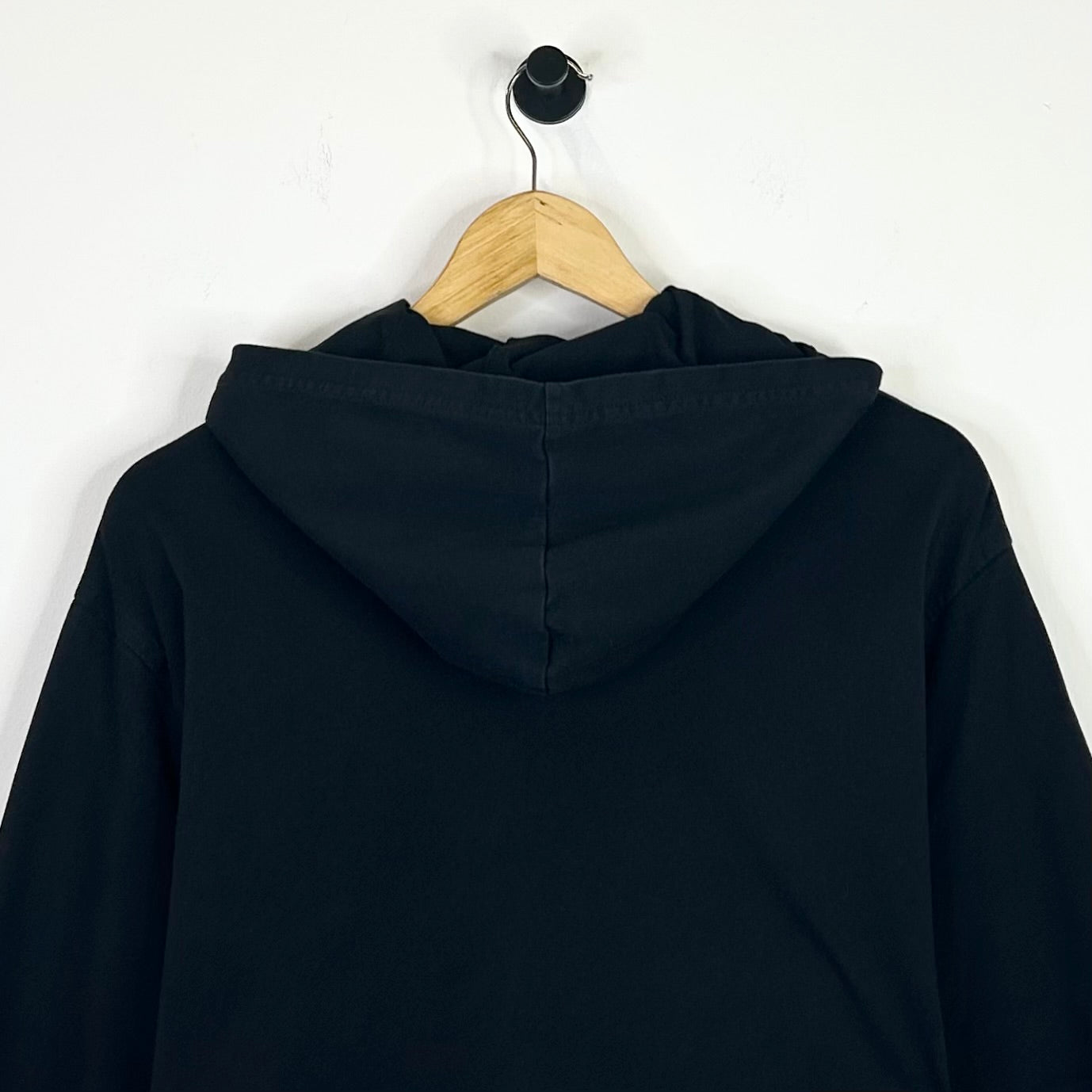 SUPREME SLEEVE SPELLOUT HOODED TEE