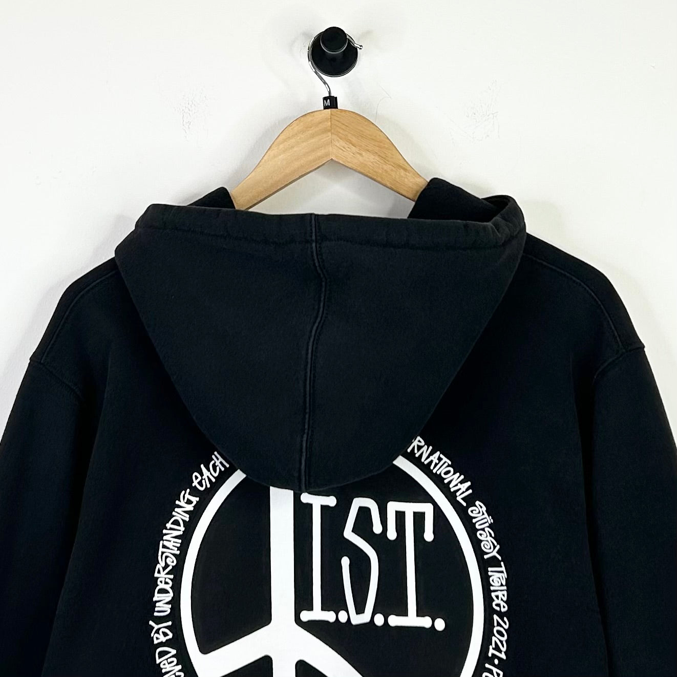 PREOWNED STUSSY HOODIE I.S.T INTERNATIONAL STUSSY TRIBE BLACK