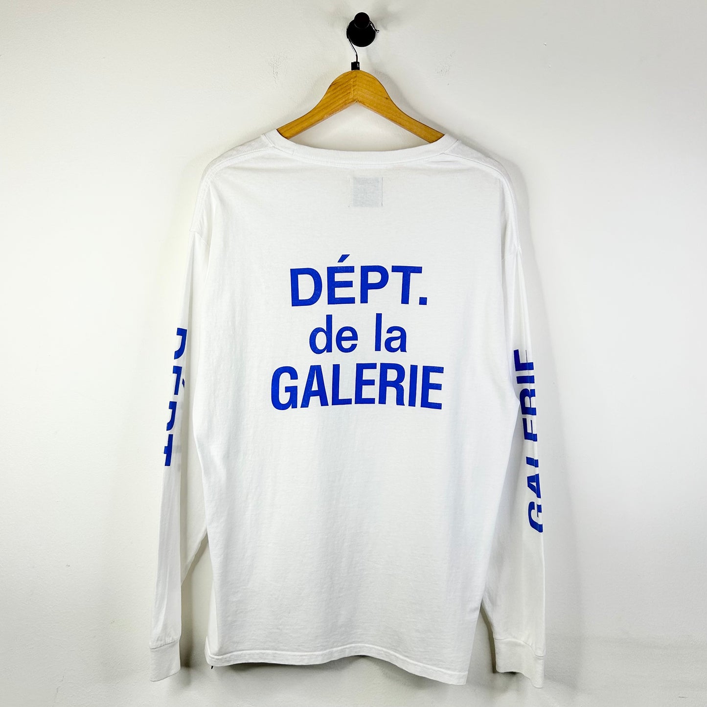 GALLERY DEPT WHITE LONGSLEEVE BLUE LOGO