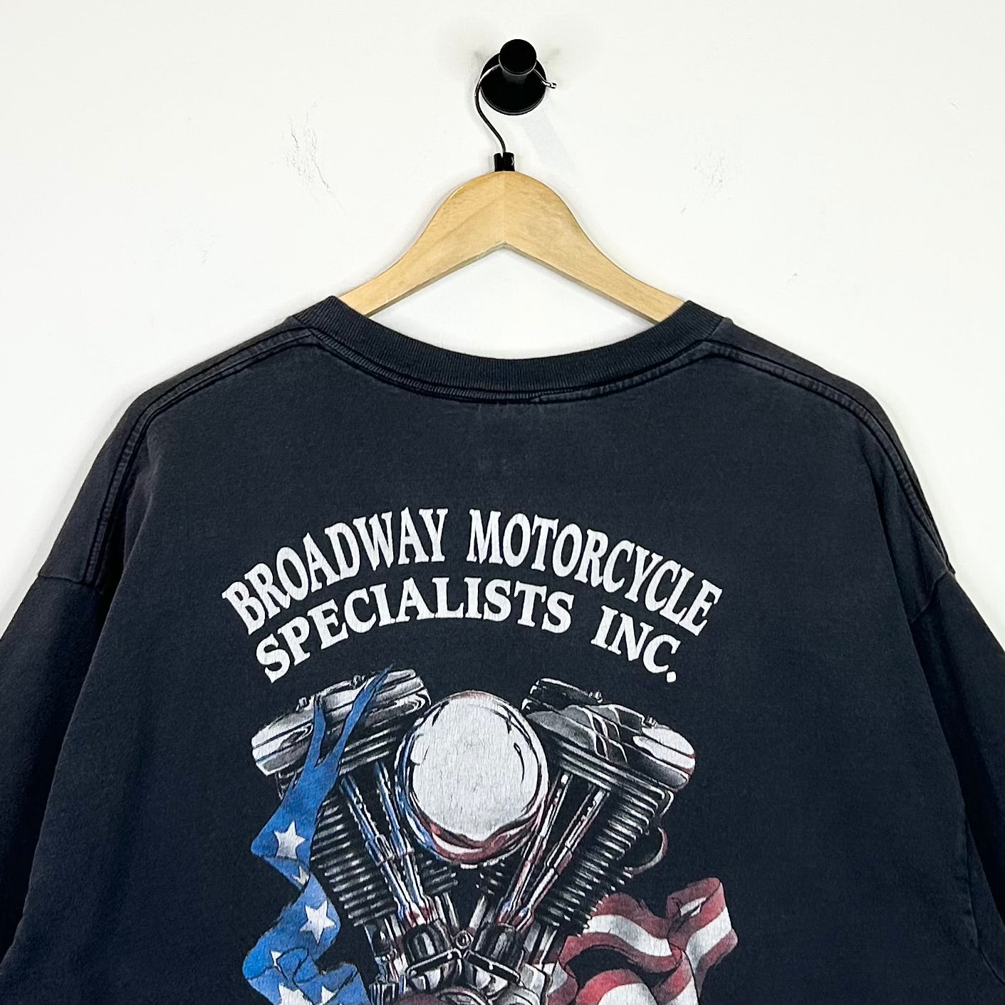 ULTIMATE RIDE 3D EMBLEM TEE