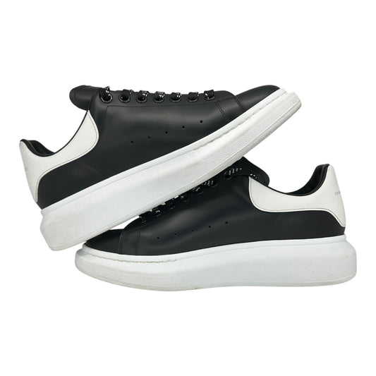 PREOWNED ALEXANDER MCQUEEN BLACK/WHITE