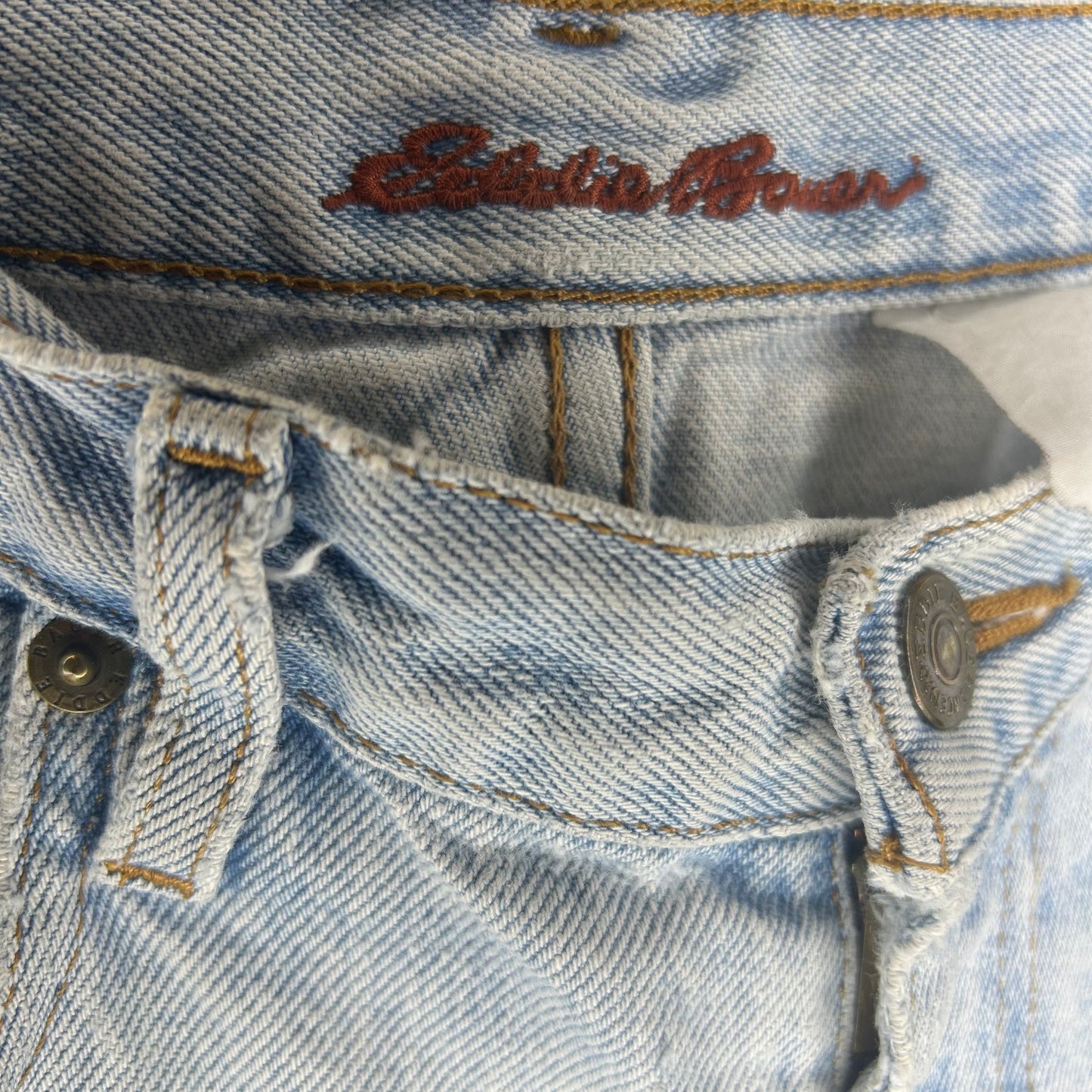 PREOWNED EDDIE BAUER LIGHT DENIM PAINT NAVY BLUE SPLAT 33x32