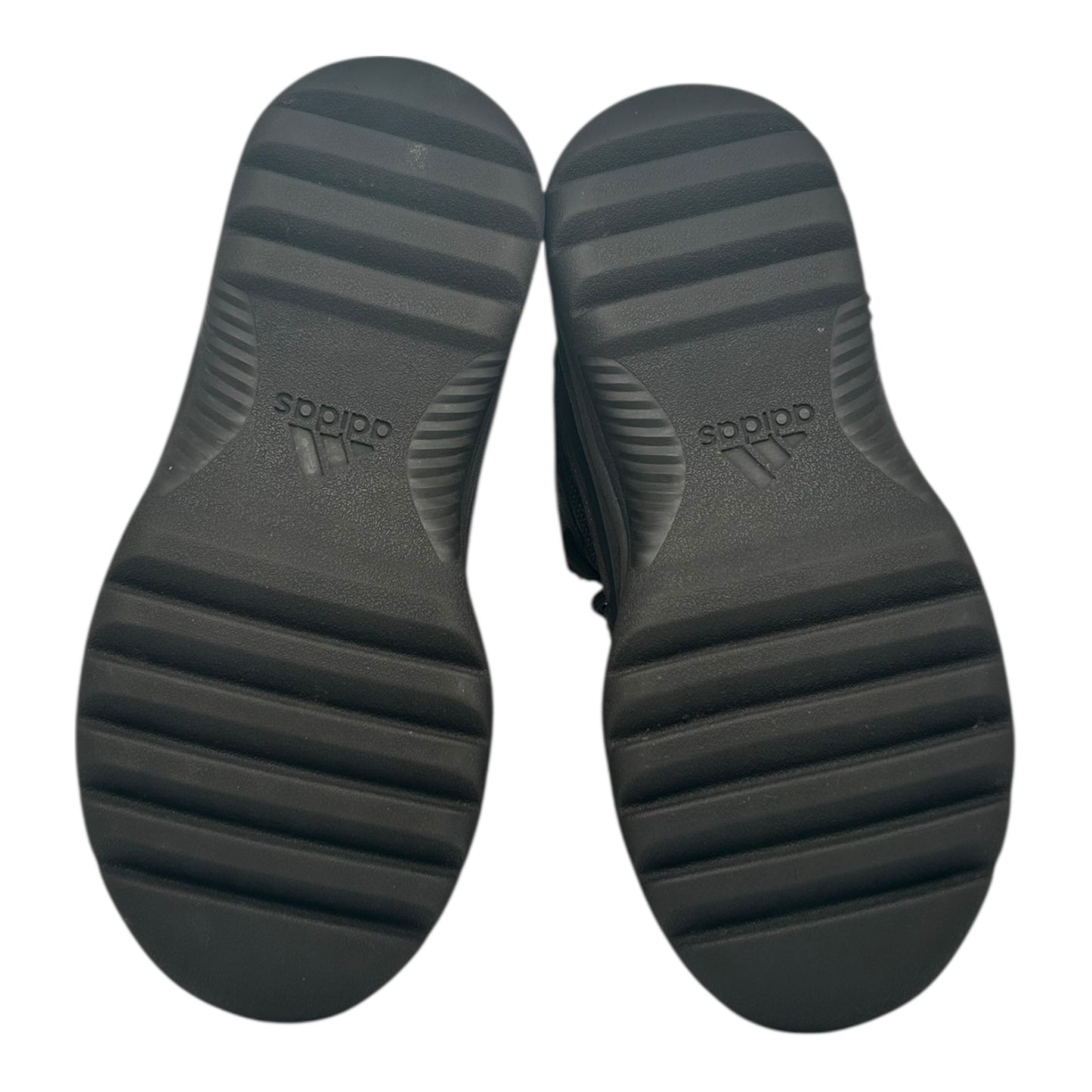 PREOWNED YEEZY DESERT BOOT OIL