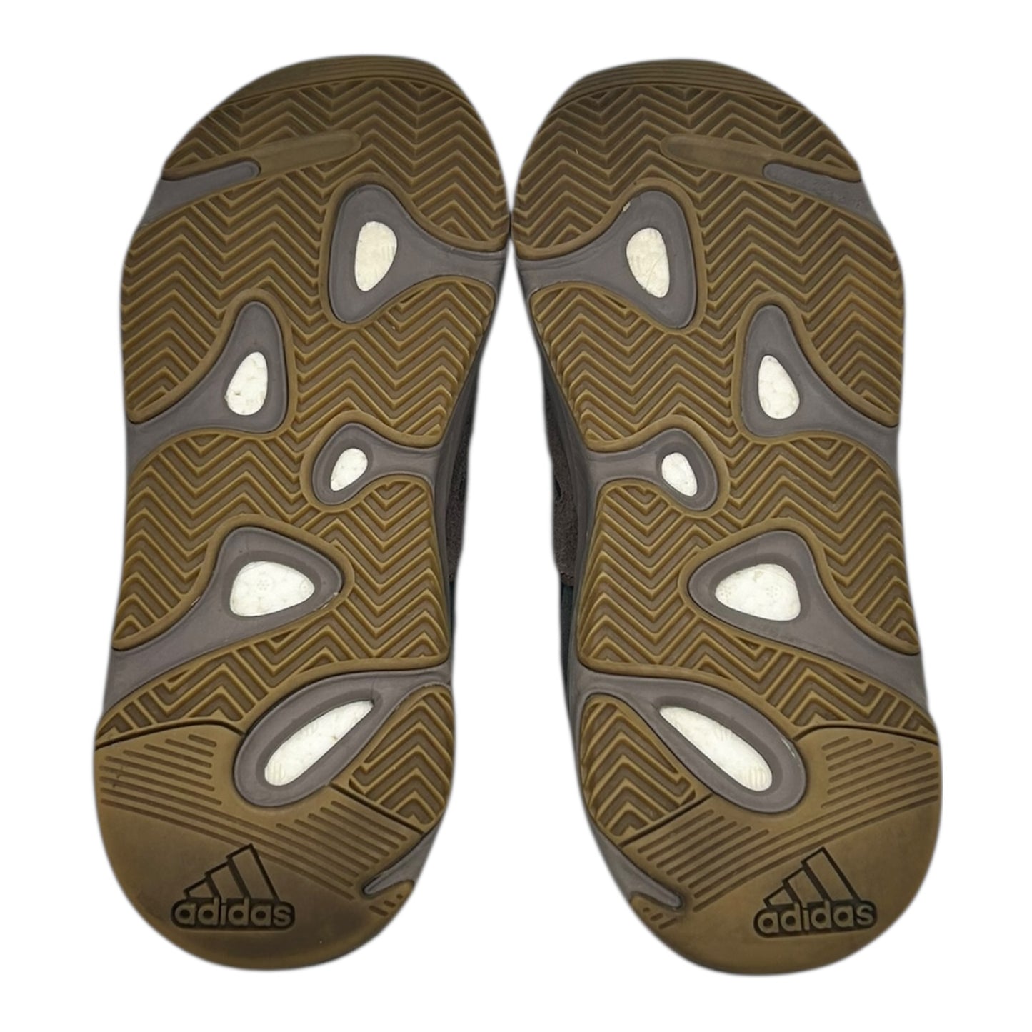 PREOWNED YEEZY 700 MUAVE