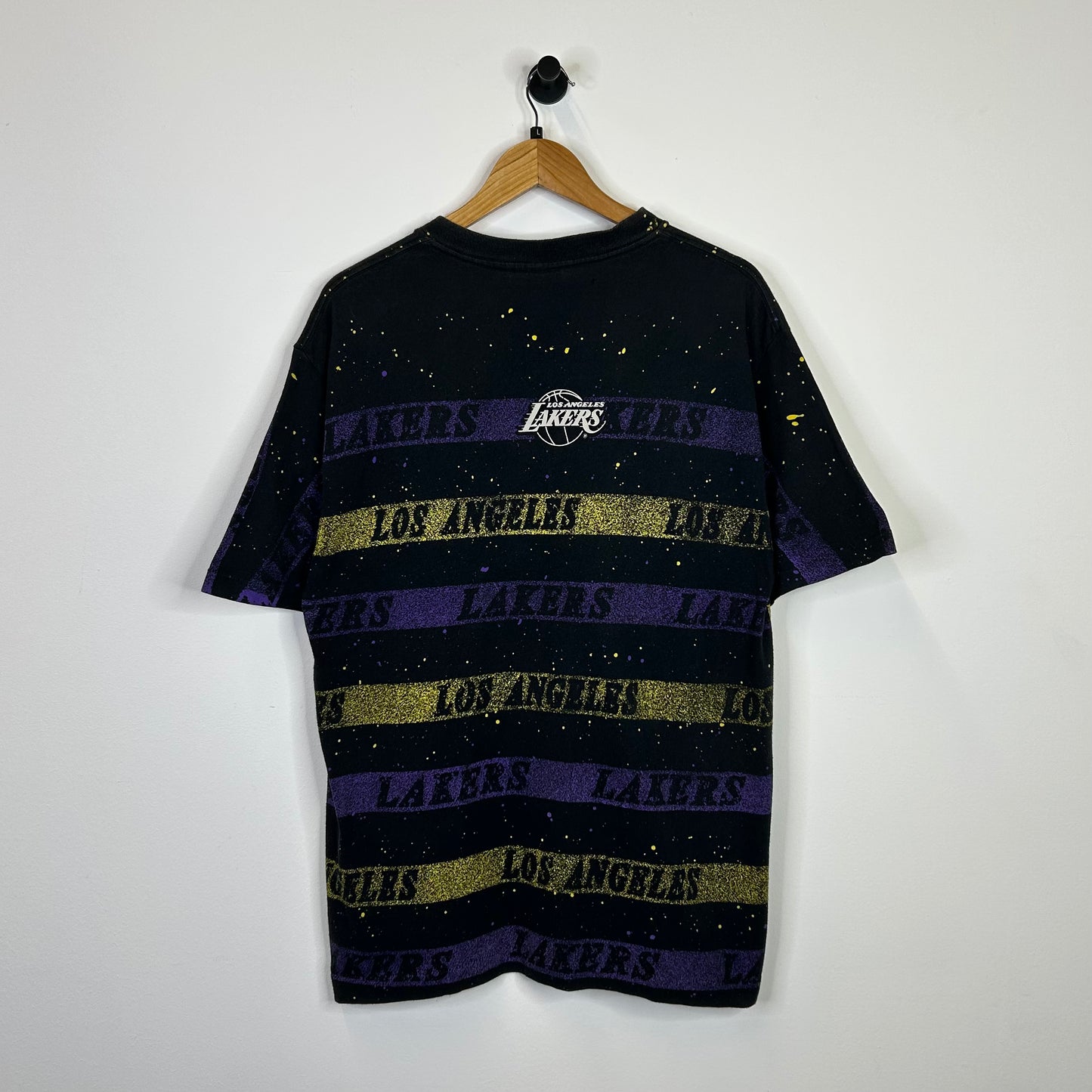 LOS ANGELES LAKERS STRIPED LOGO TEE