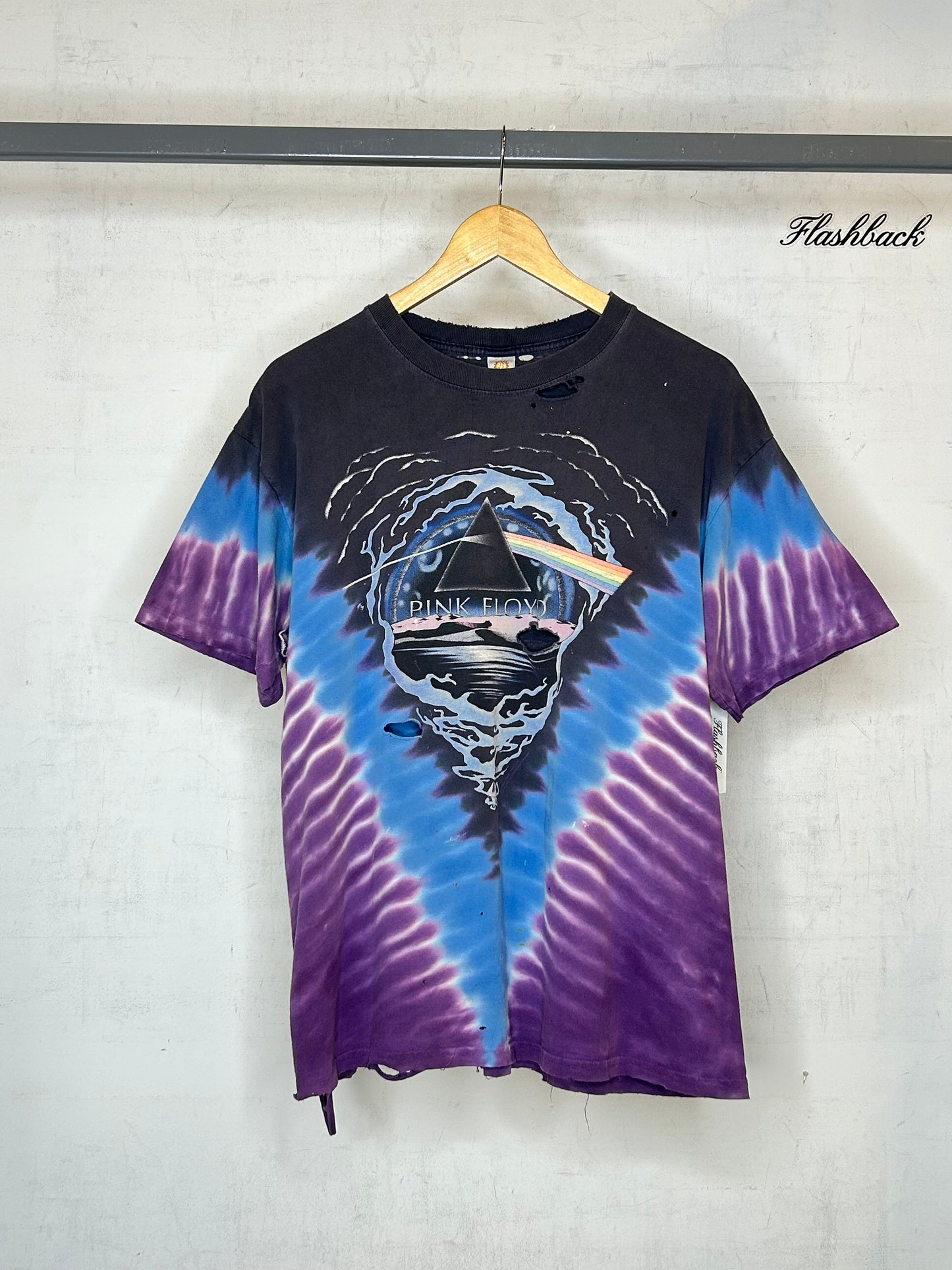 PINK FLOYD RAINBOW TEE SZ L
