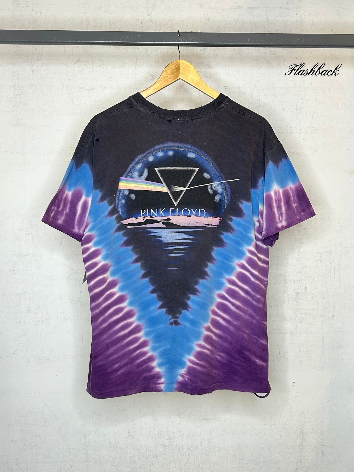 PINK FLOYD RAINBOW TEE SZ L
