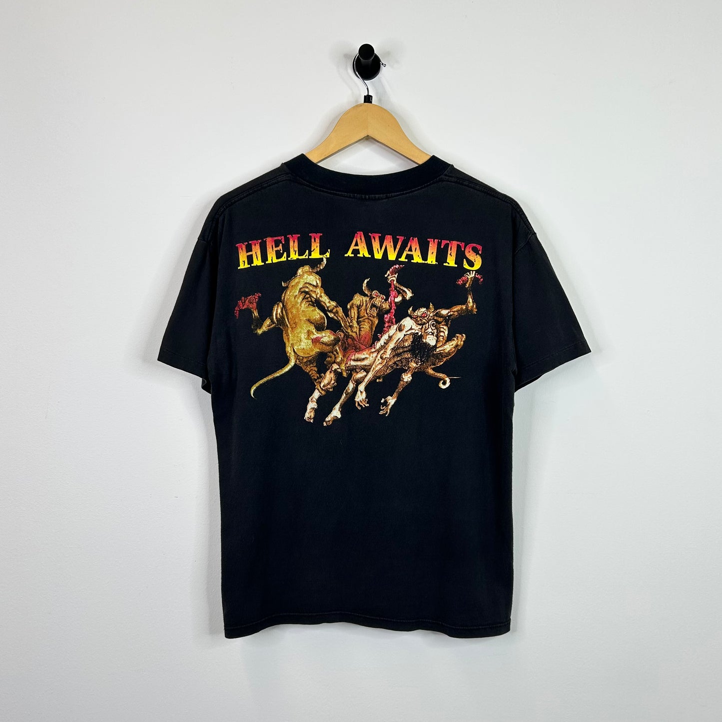 SLAYER HELL AWAITS TEE