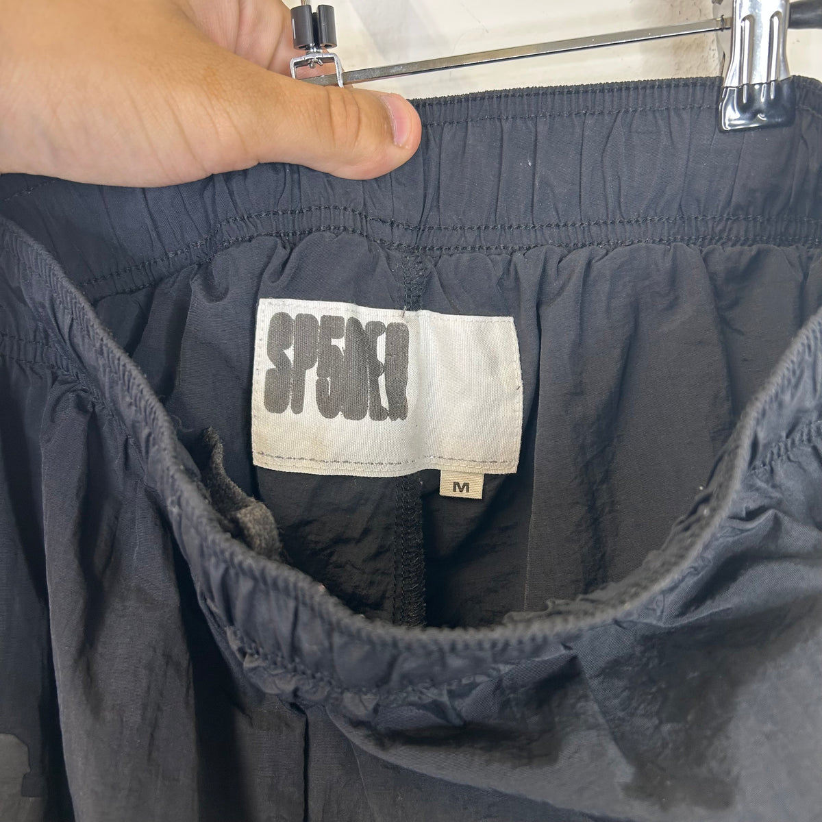 SP5DER BELUGA DOUBLE LAYERED SHORTS BLACK
