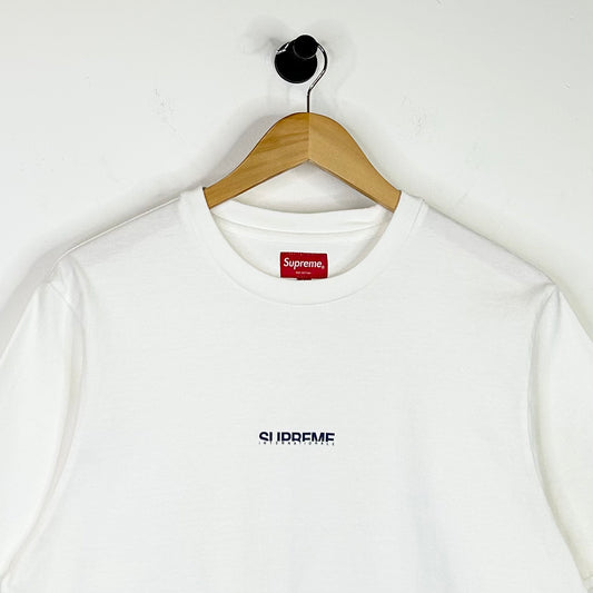 SUPREME INTERNATIONAL CENTER LOGO TEE