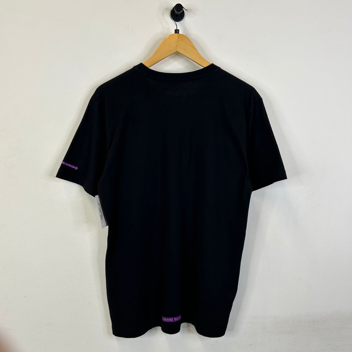 CHROME HEARTS NECK LOGO PURPLE TEE