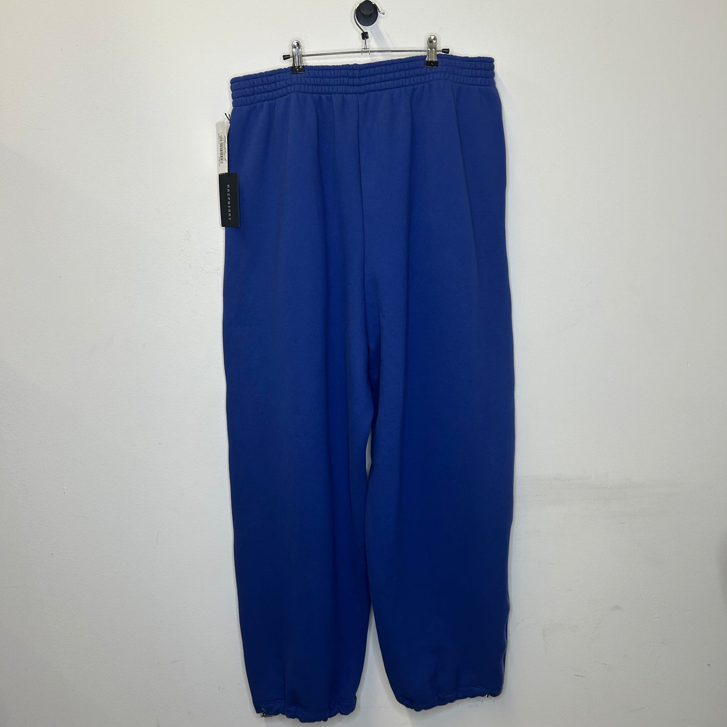 GV GALLERY RASPBERRY BERRY MED SWEATPANTS