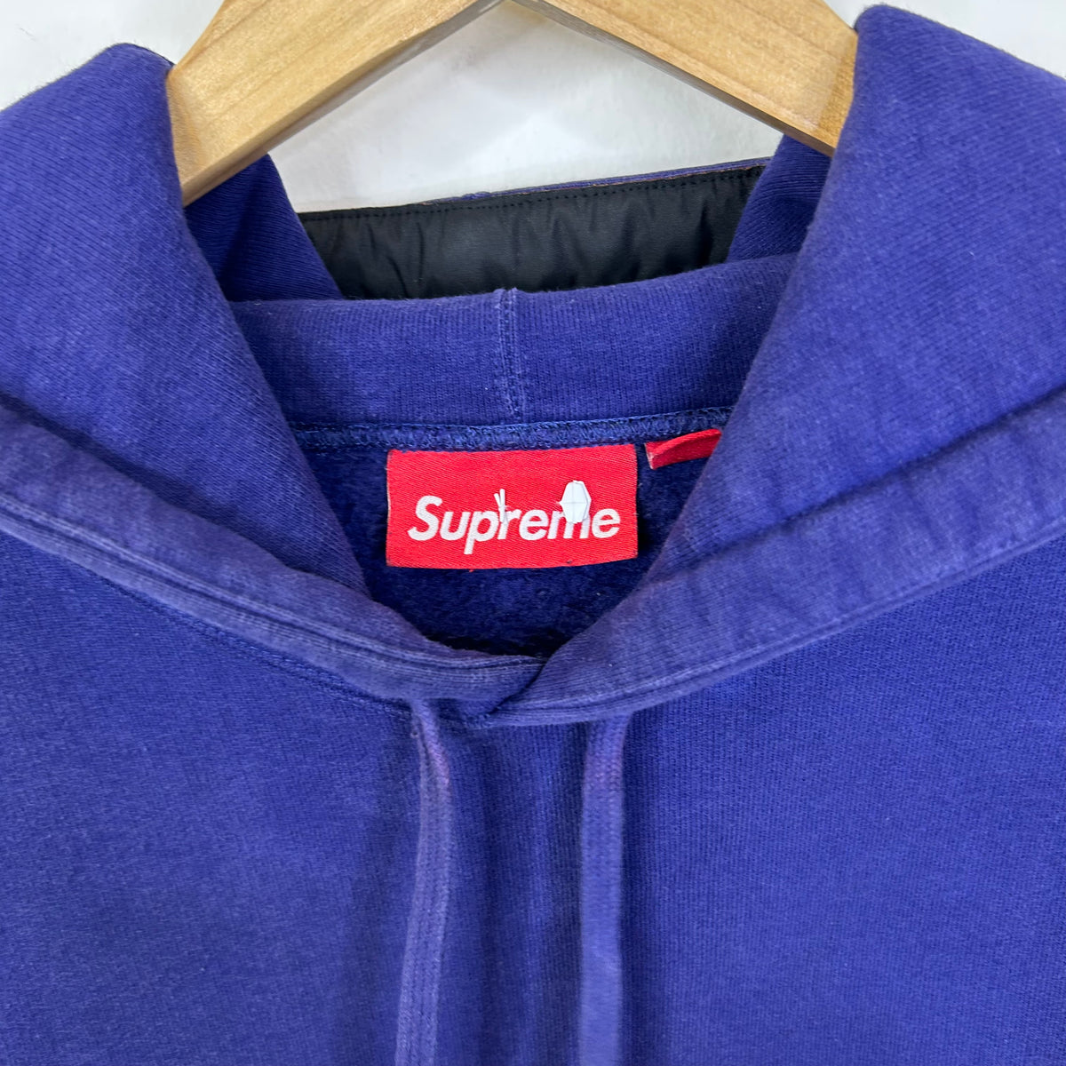 SUPREME WOVEN PATCHES