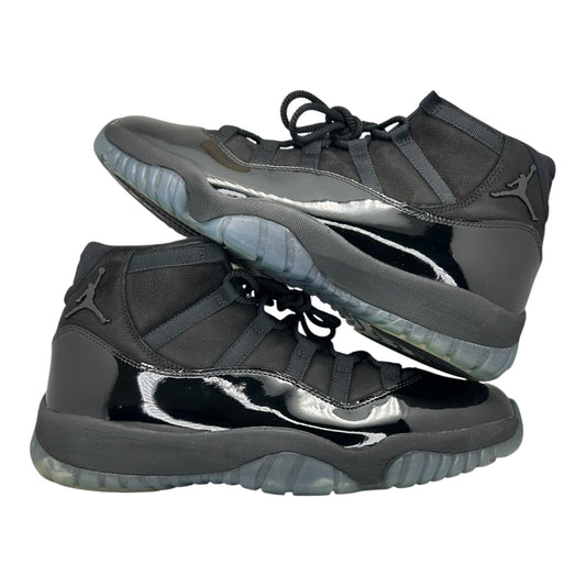 PREOWNED JORDAN 11 CAP AND GOWN