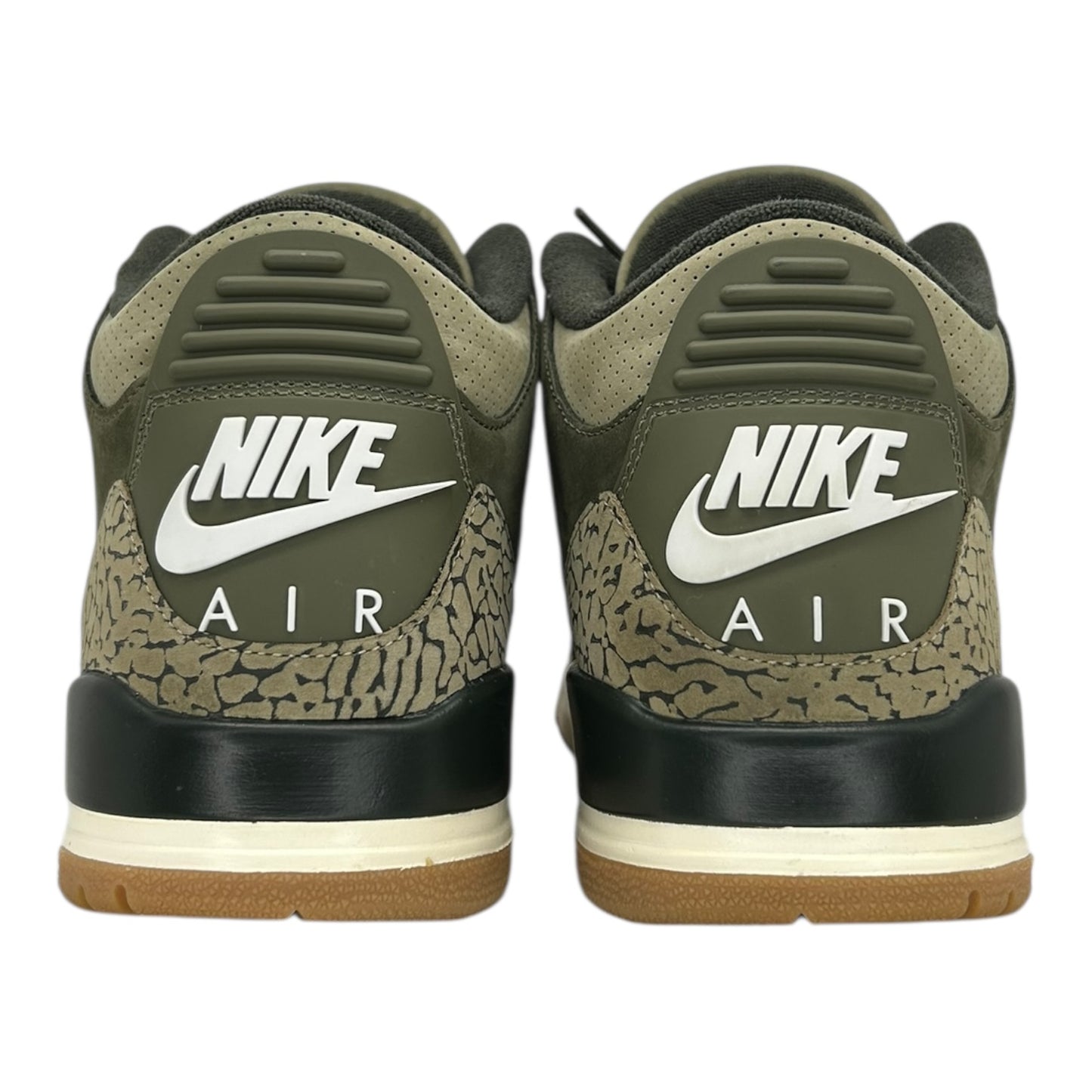 PREOWNED JORDAN 3 FAMILY AFFAIR
