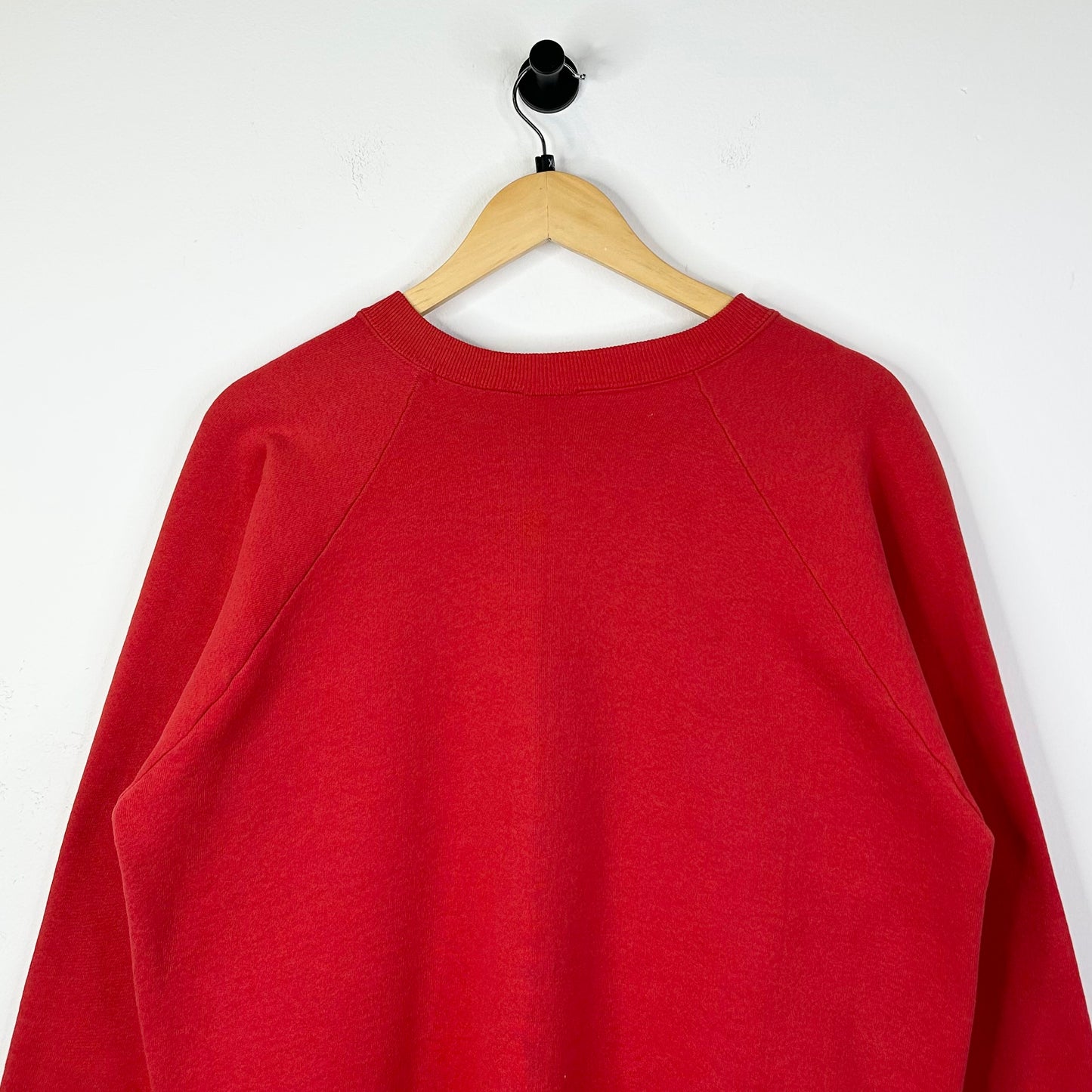 OHIO STATE BUCKEYES OLD ENGLISH RED CREWNECK