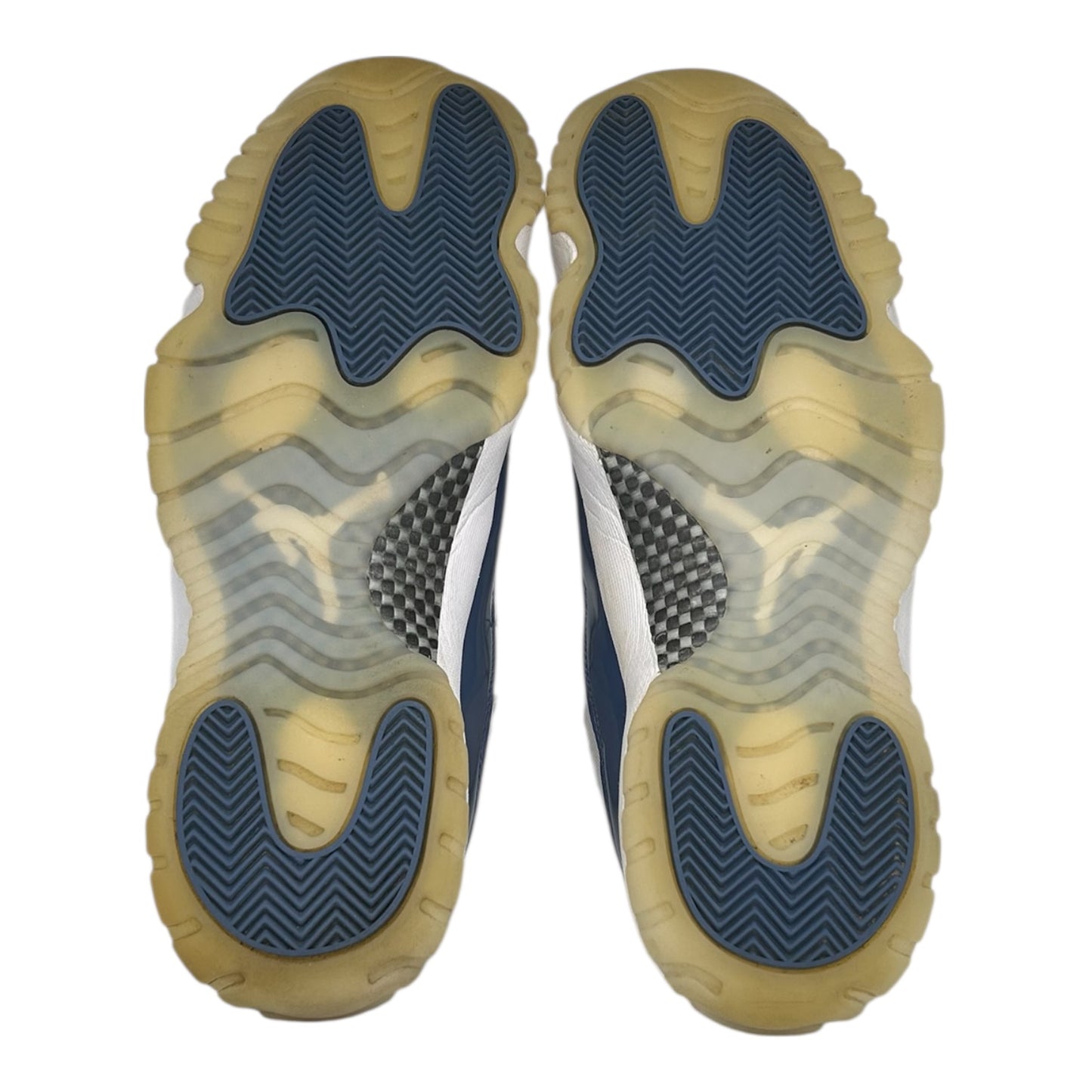 PREOWNED JORDAN 11 LOW DIFFUSED BLUE