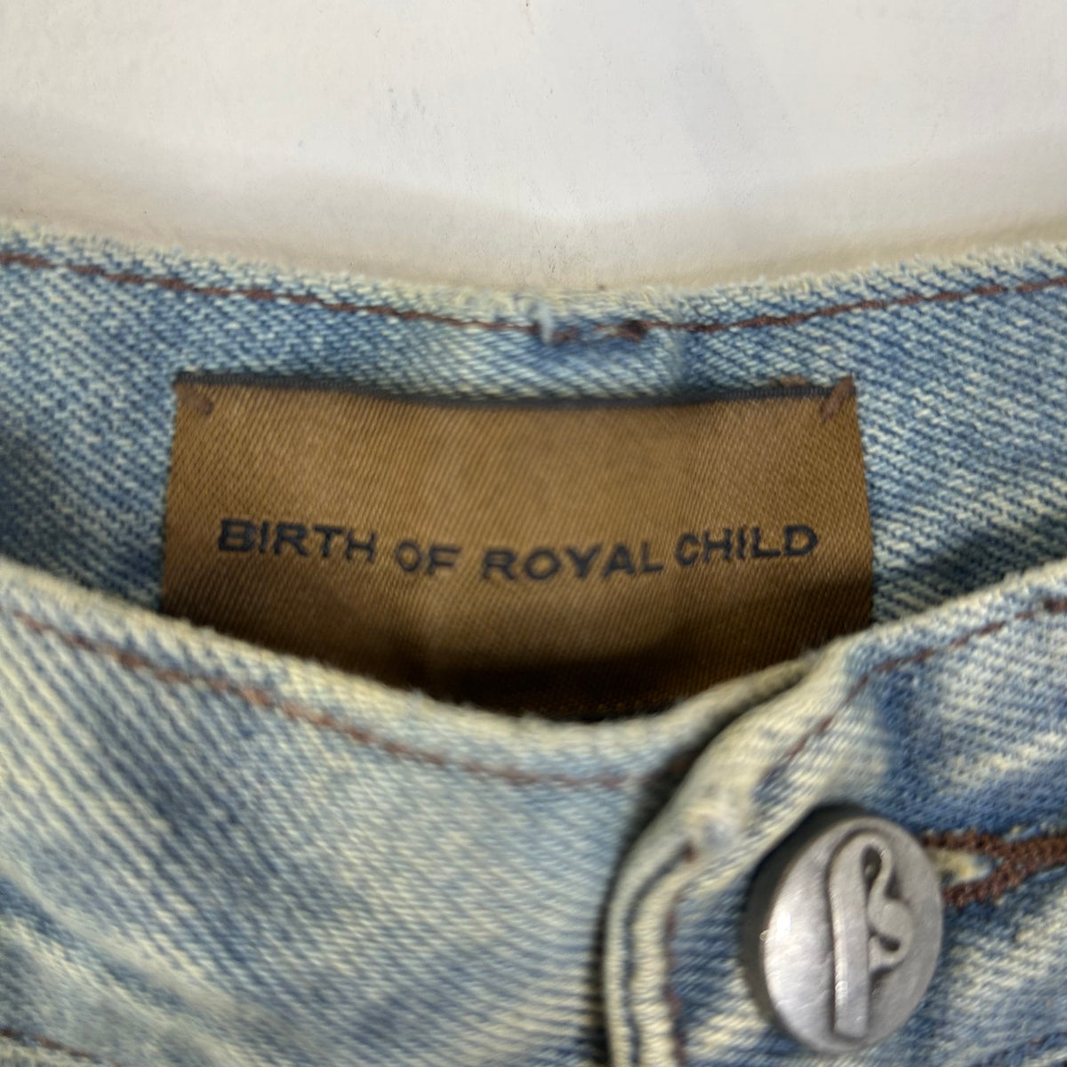 BIRTH OF A ROYAL CHILD DIRTY WASHED WAXED BAGGY JEANS