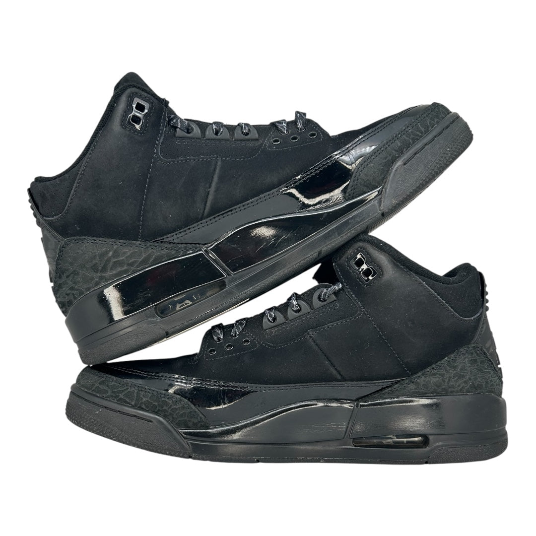 PREOWNED JORDAN 3 BLACK CAT