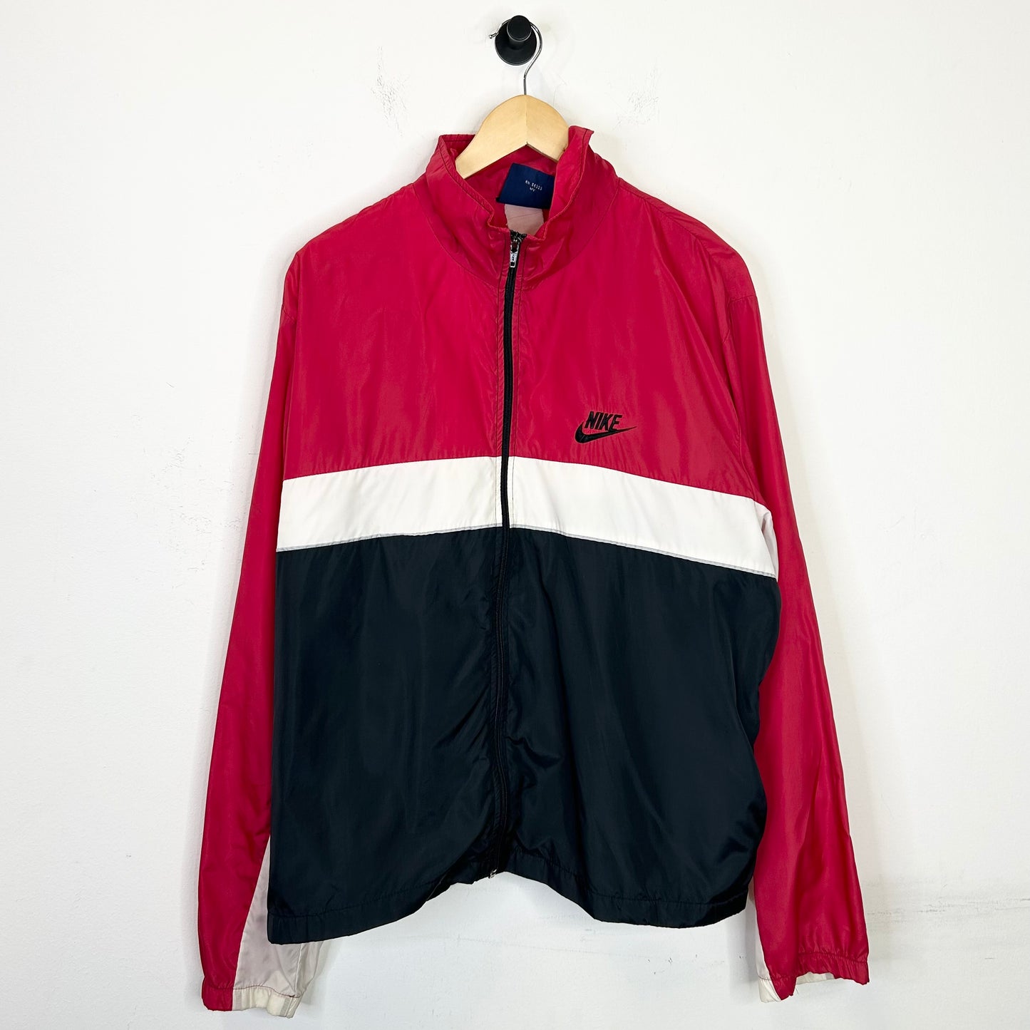RED WHITE AND BLACK 80S NIKE WINDBREAKER