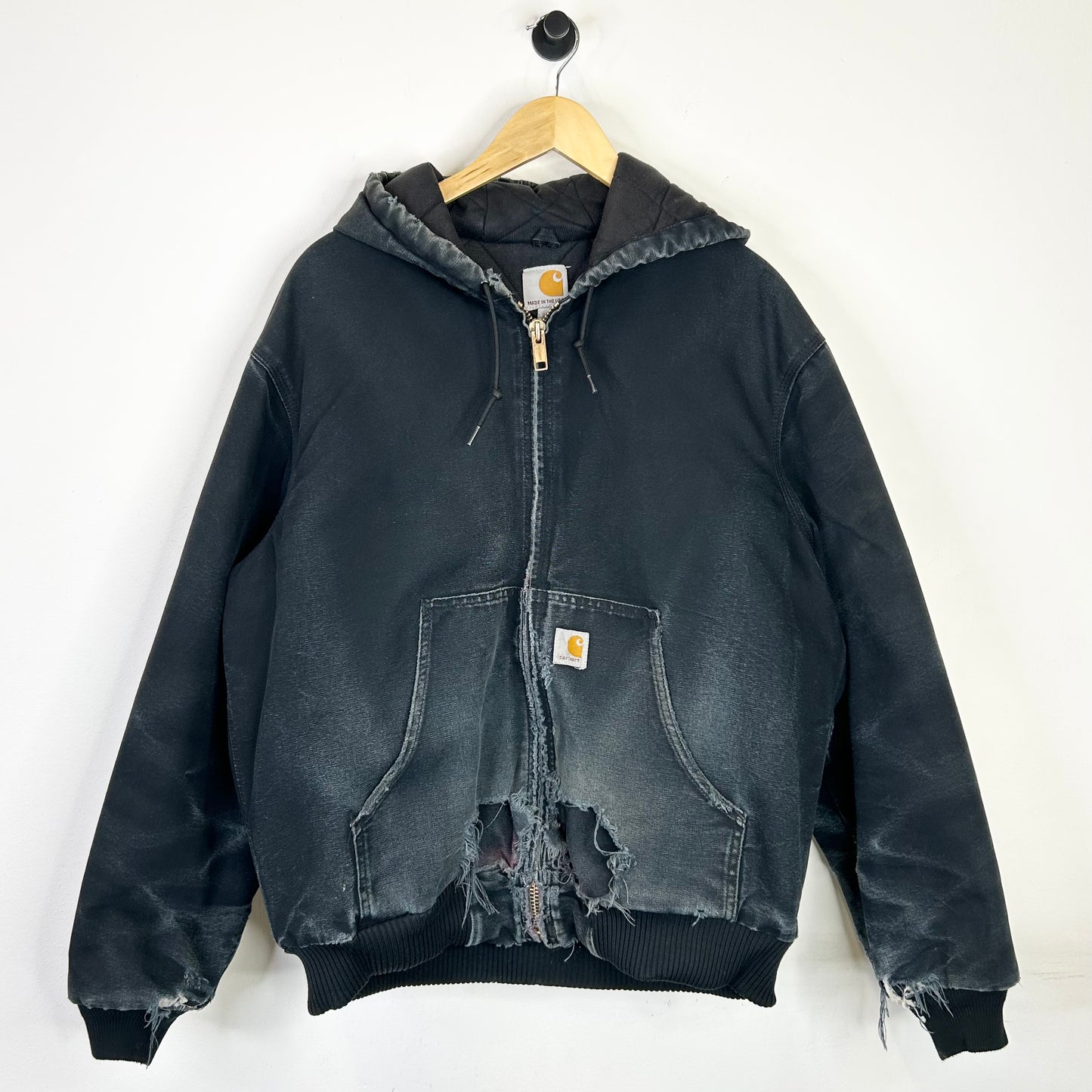 CARHARTT DISTRESSED AND FADED JACKET