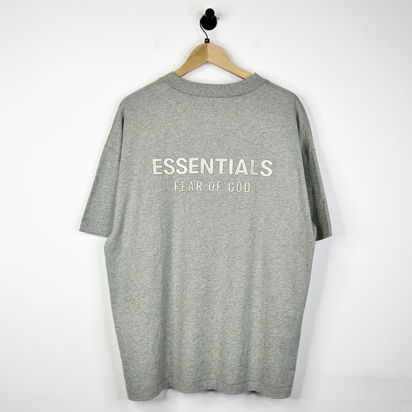 ESSENTIALS FEAR OF GOD GREY/GOLD LOGO TEE