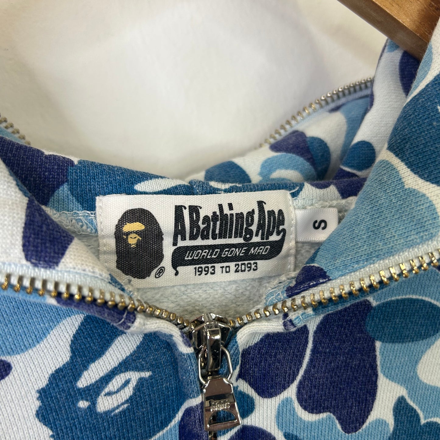 BAPE BLUE WHITE CAMO FULL ZIP