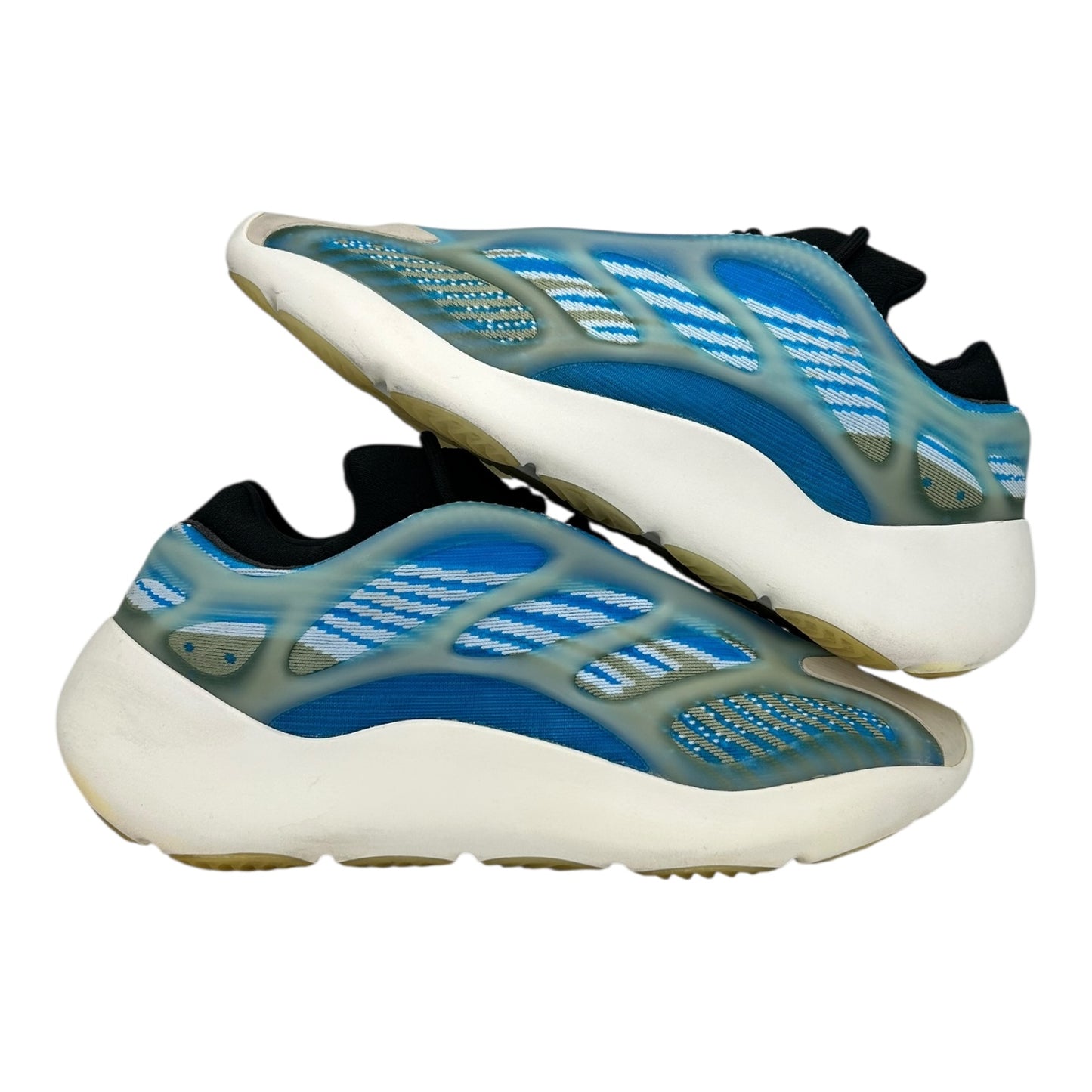 PREOWNED YEEZY 700 V3 ARZARETH