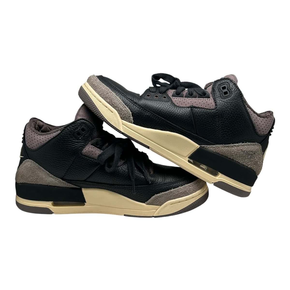 PREOWNED JORDAN 3 A MA MANIERE BLACK