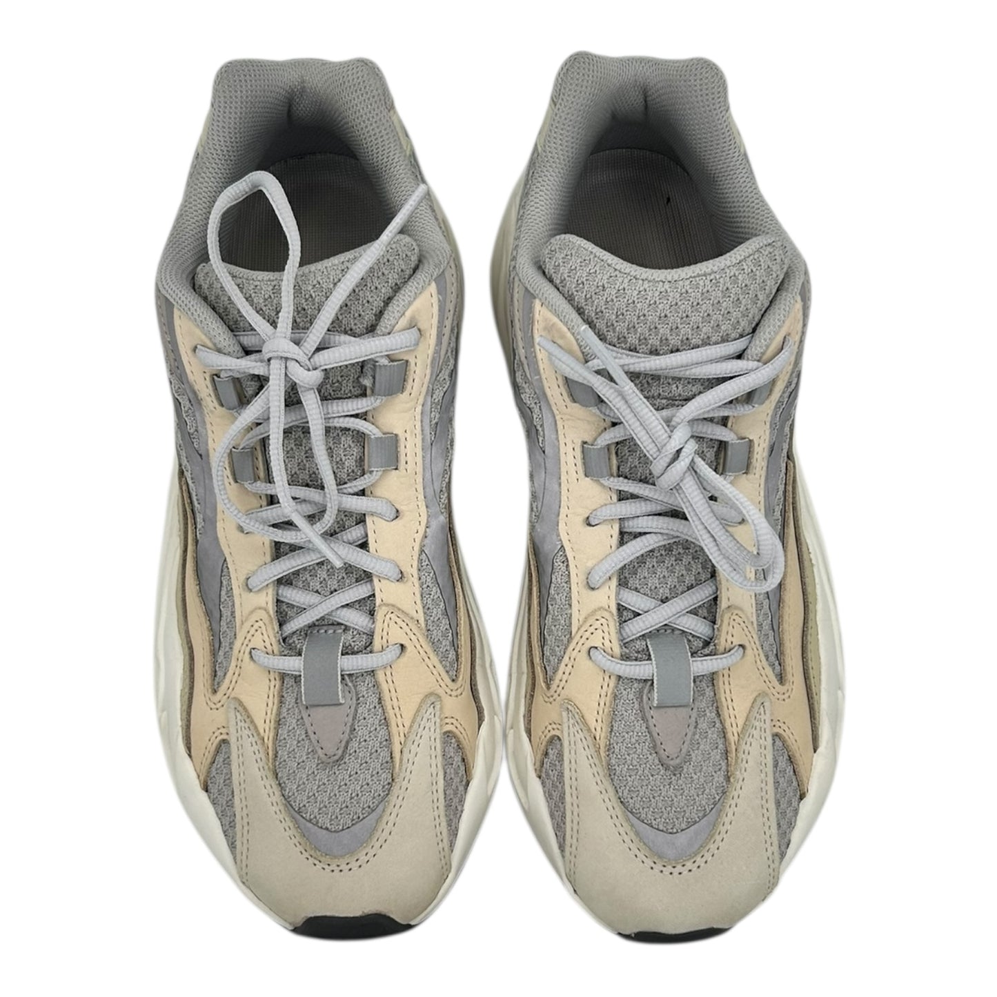 PREOWNED YEEZY 700 V2 CREAM