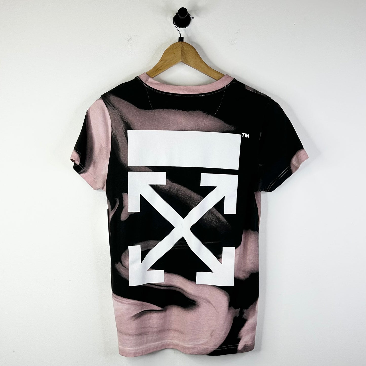 OFF WHITE LIQUID MELT NUDE WHITE BLACK TEE