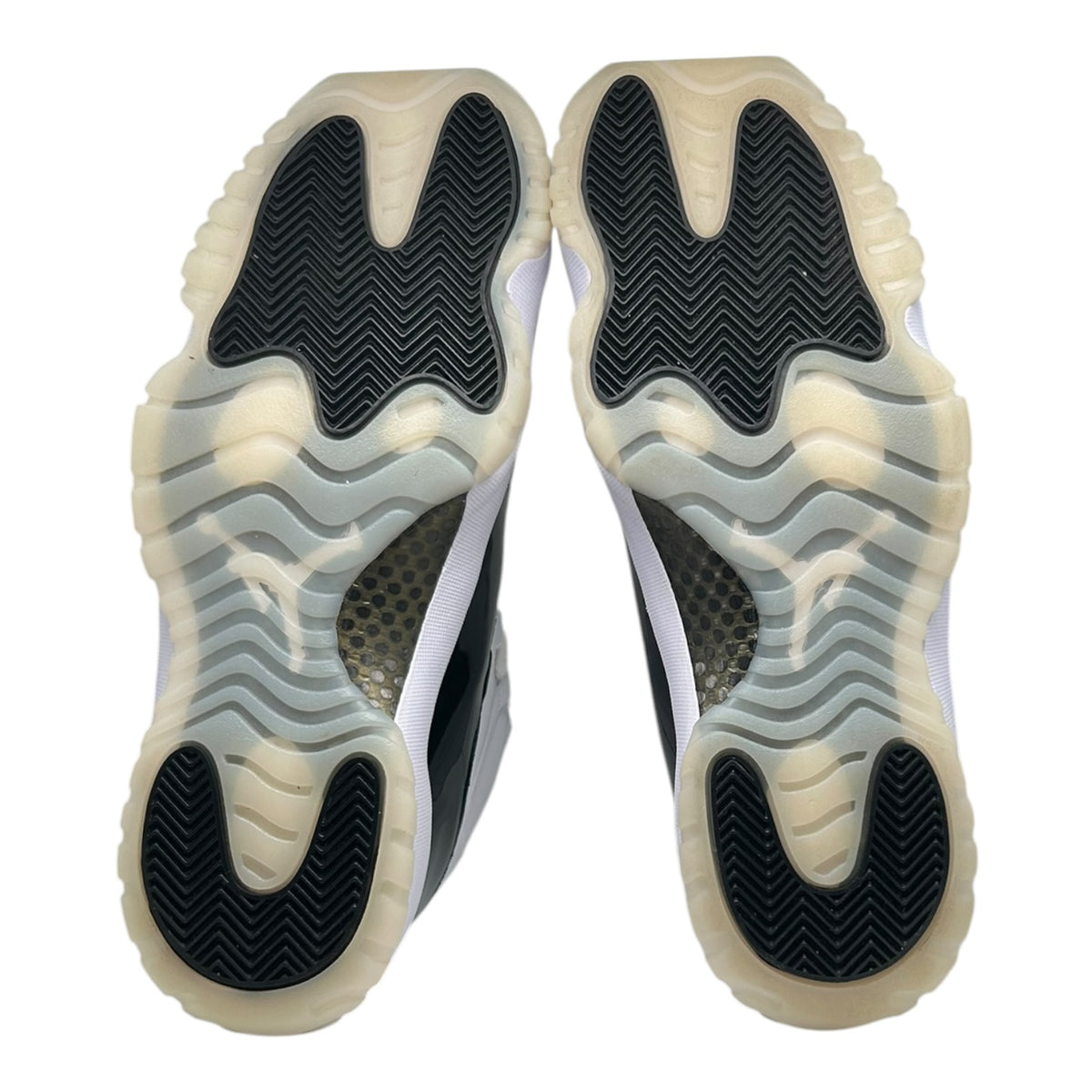 PREOWNED JORDAN 11 HIGH DMP