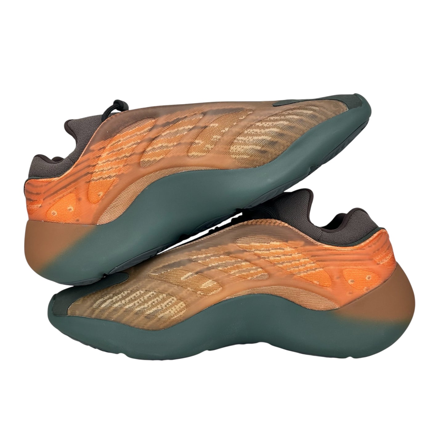 PREOWNED YEEZY 700 V3 COPPER FADE