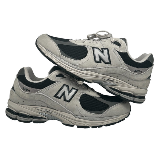 PREOWNED NEW BALANCE 2002R GREY/BLACK SZ 13