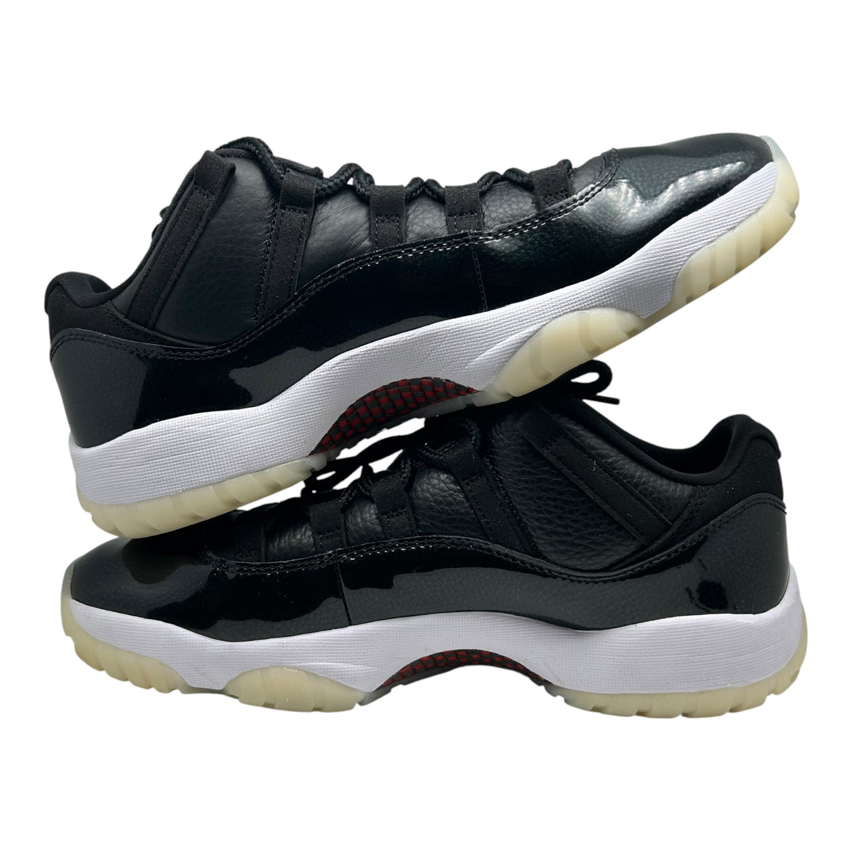 PREOWNED JORDAN 11 LOW 72-10