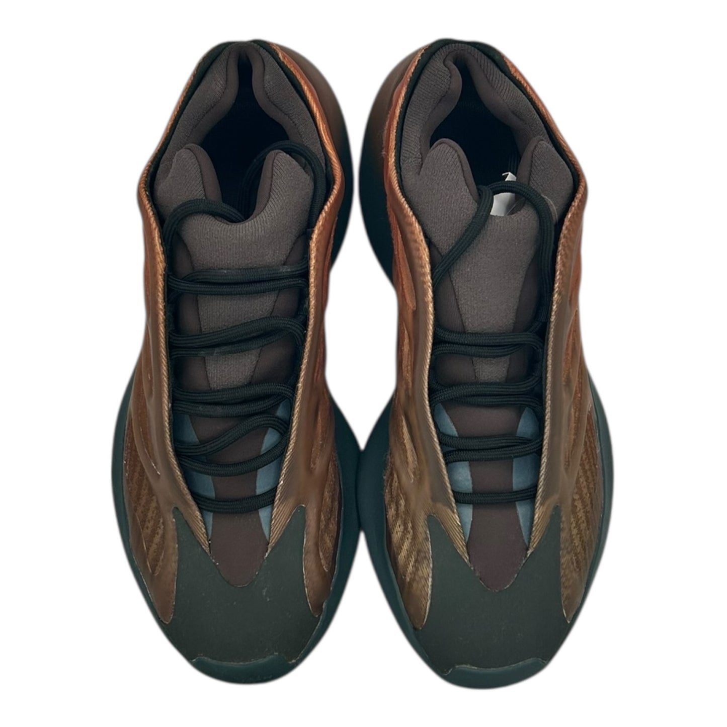 PREOWNED YEEZY 700 V3 COPPER FADE