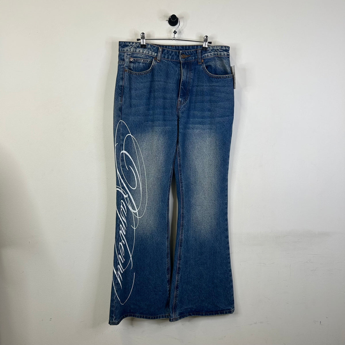 GV GALLERY RASPBERRY MILEY CYRUS DENIM
