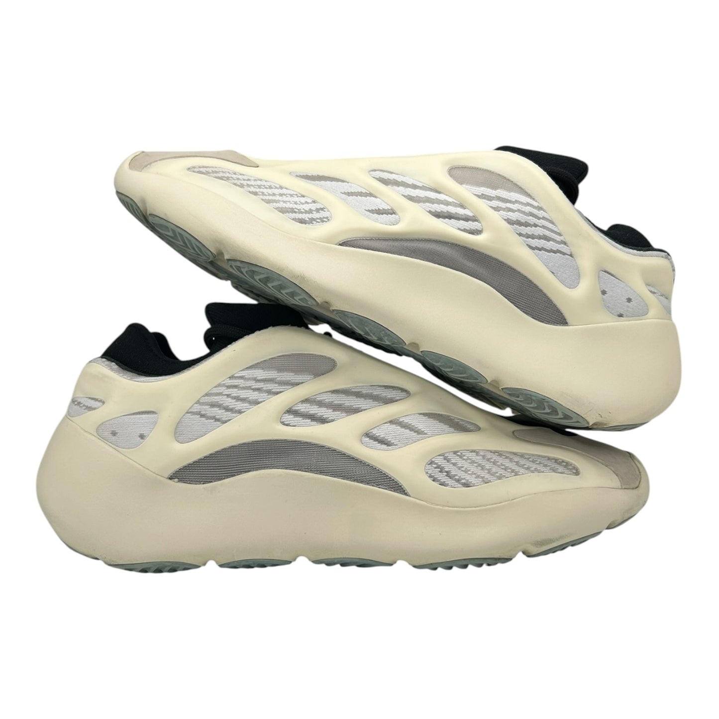PREOWNED YEEZY 700 V3 AZAEL