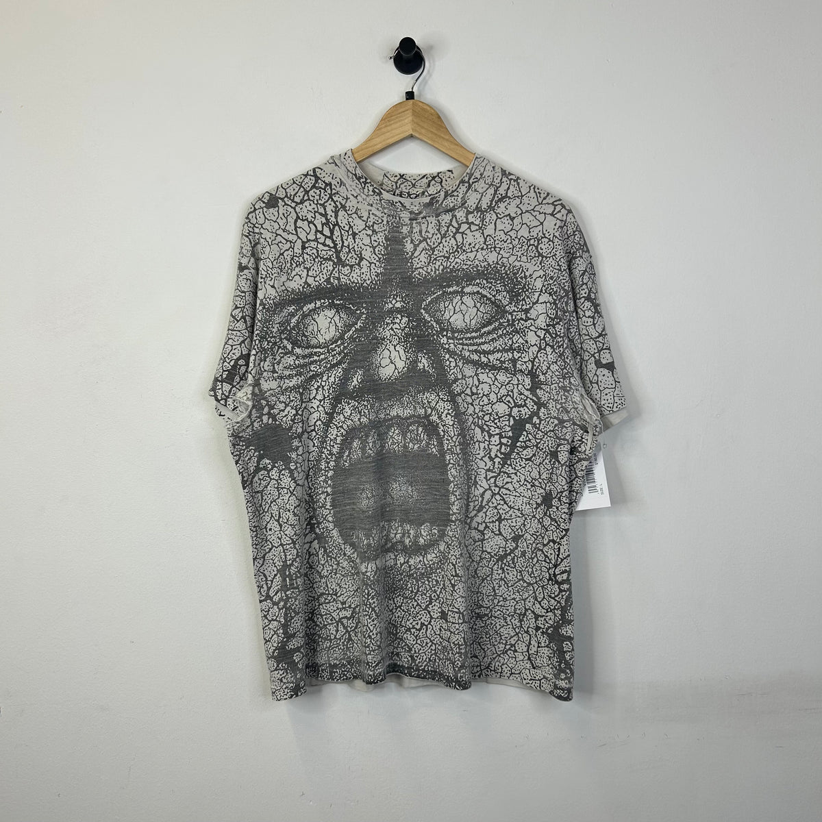 CRACKED AOP SCREAMING FACE WHITE TEE