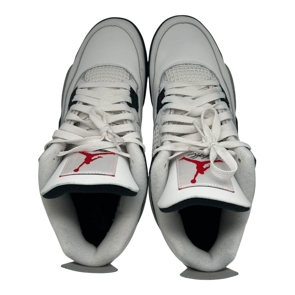 PREOWNED JORDAN 4 WHITE CEMENT