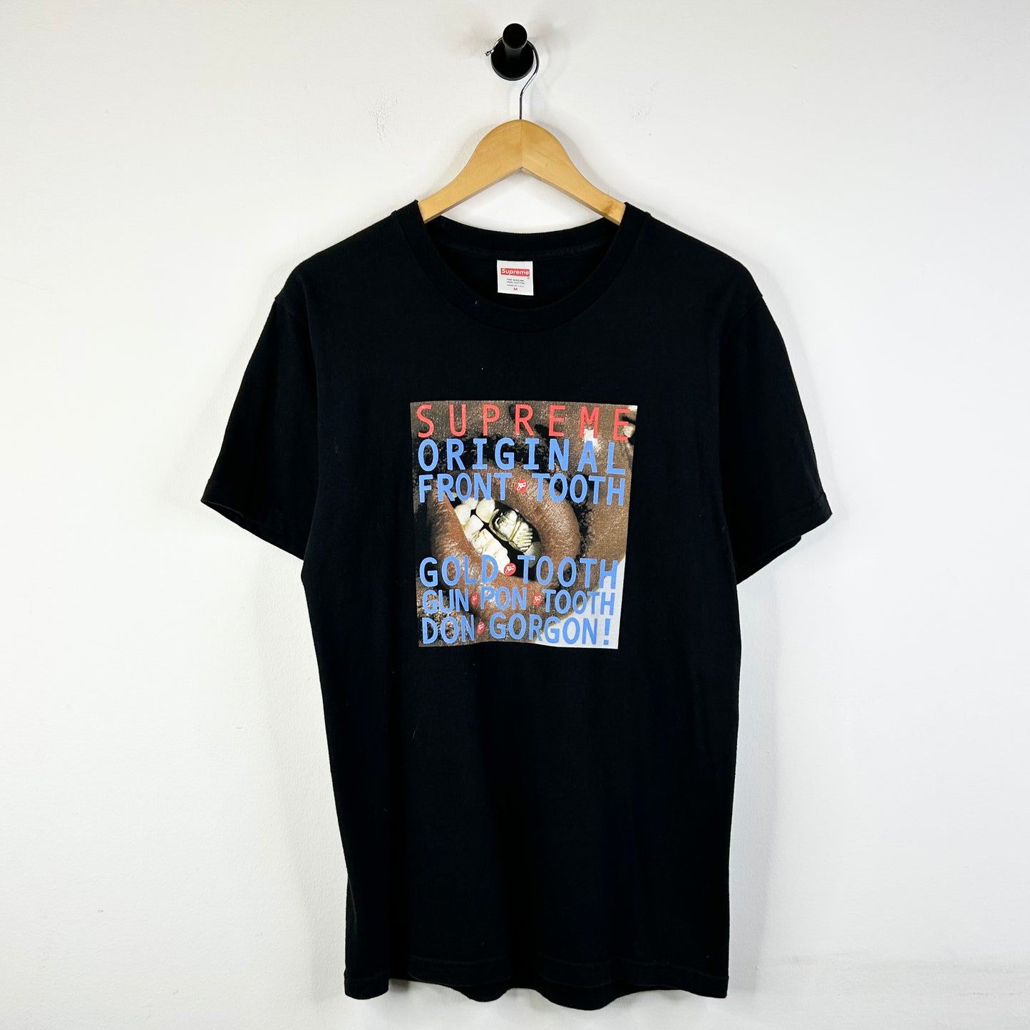 SUPREME FRONT TOOTH TEE BLACK