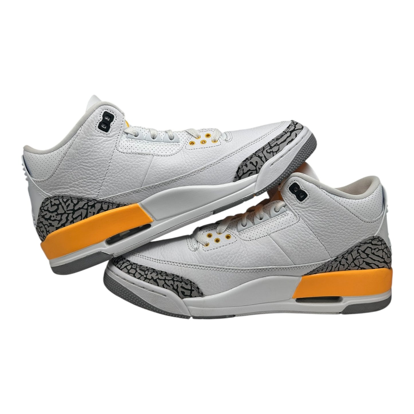 PREOWNED JORDAN 3 LAZER ORANGE WMNS